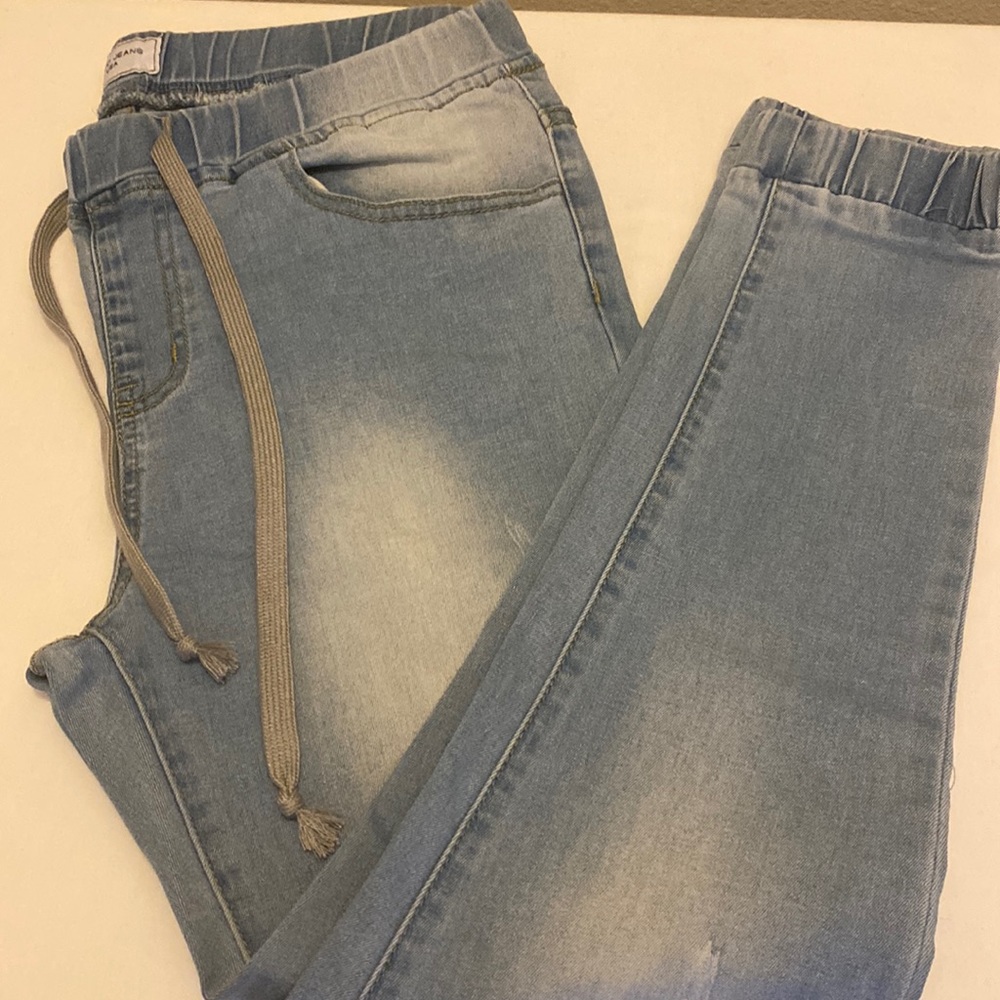 Skinny Jogger Jeans by GoGo Jeans